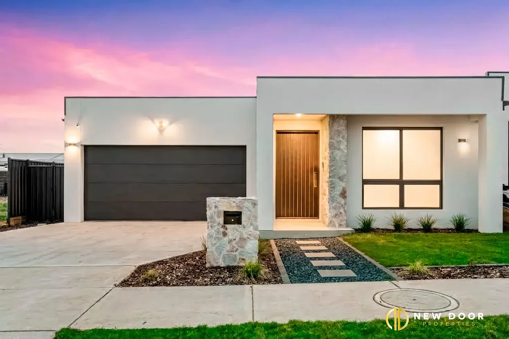 Whitlam 4Kwarto Spacious Family Living in Whitlam