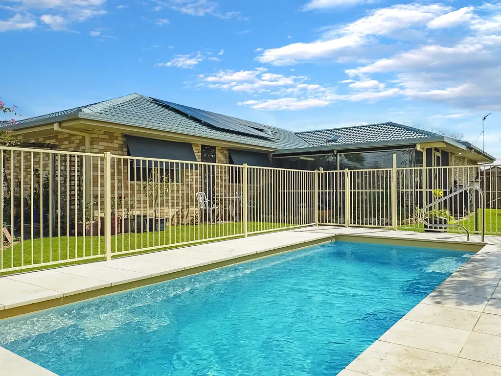 54 Bowerbird Avenue, Eli Waters, QLD 4655