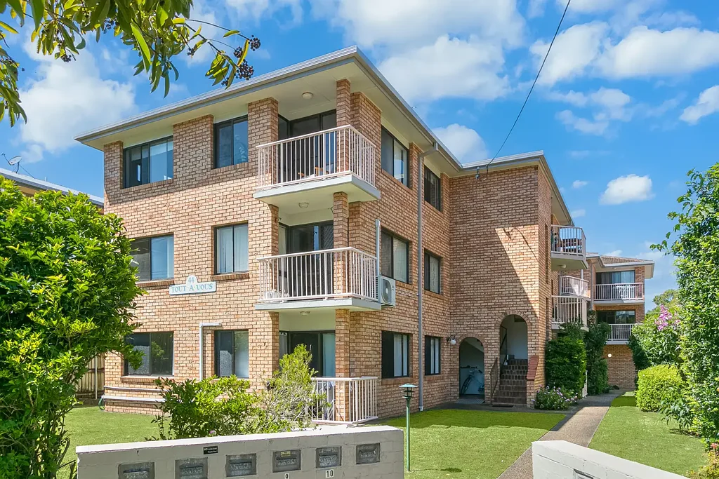 4/44 Coolangatta Road, Coolangatta, QLD 4225