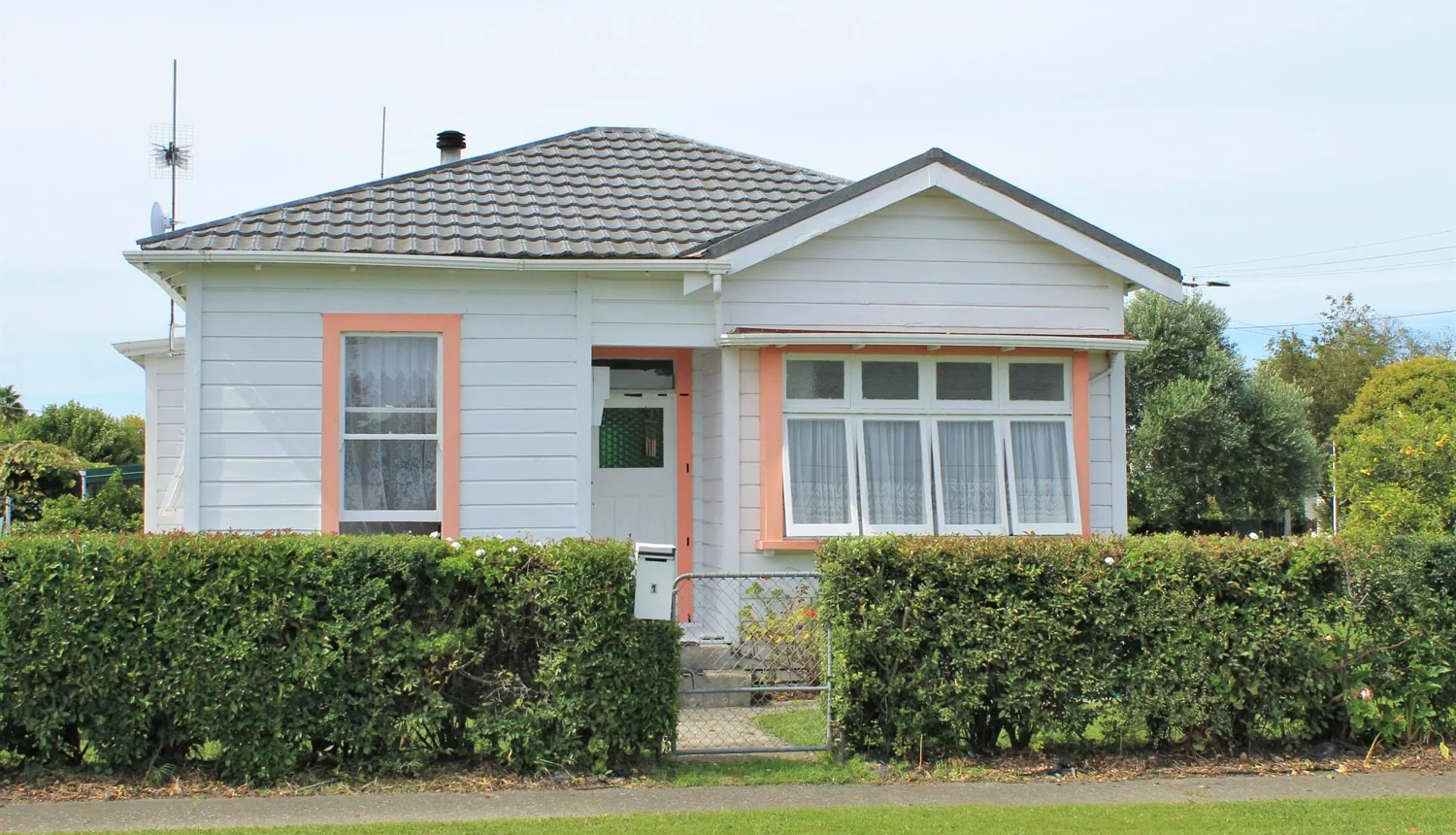 1 Willow Street, Mangapapa, Gisborne, 3 Bedrooms, 1 Bathrooms