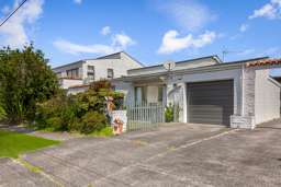 2/1 Akehurst Avenue, New Lynn