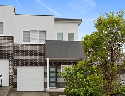 74A Saddleback Crescent, Stream Hill, NSW 2526, 3 રૂમ, 2 બાથરૂમ, Apartment