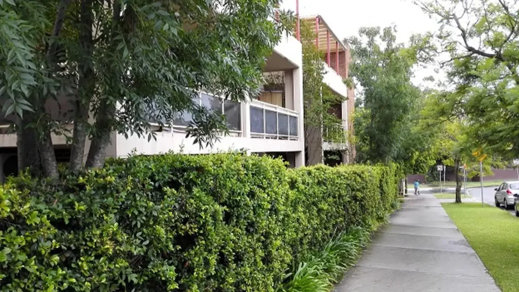 Two bedroom apartment in prime location of Eastwood!!!