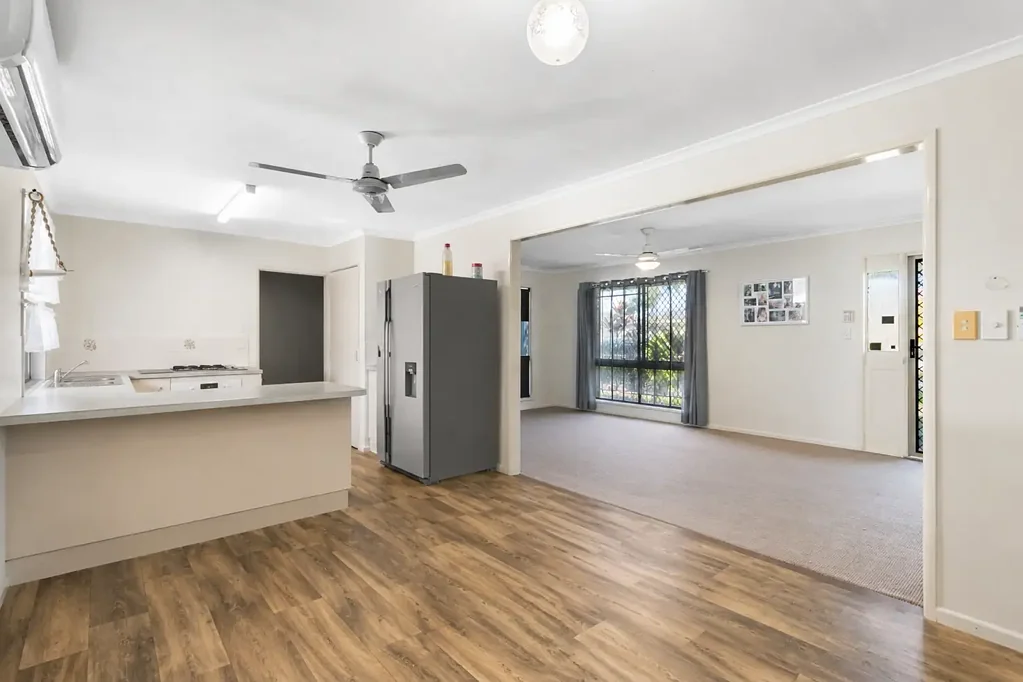 Deception Bay 3 Bedroom Family Living with Side Access, Shed & Bonus Rumpus Room