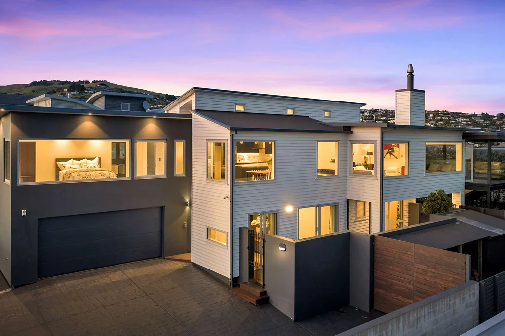 Redcliffs 4Kwarto Framed by the Sea, Sky and City