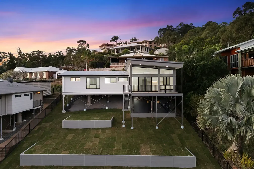 Frenchville 4房  Brand-New Luxury with Uninterrupted Views