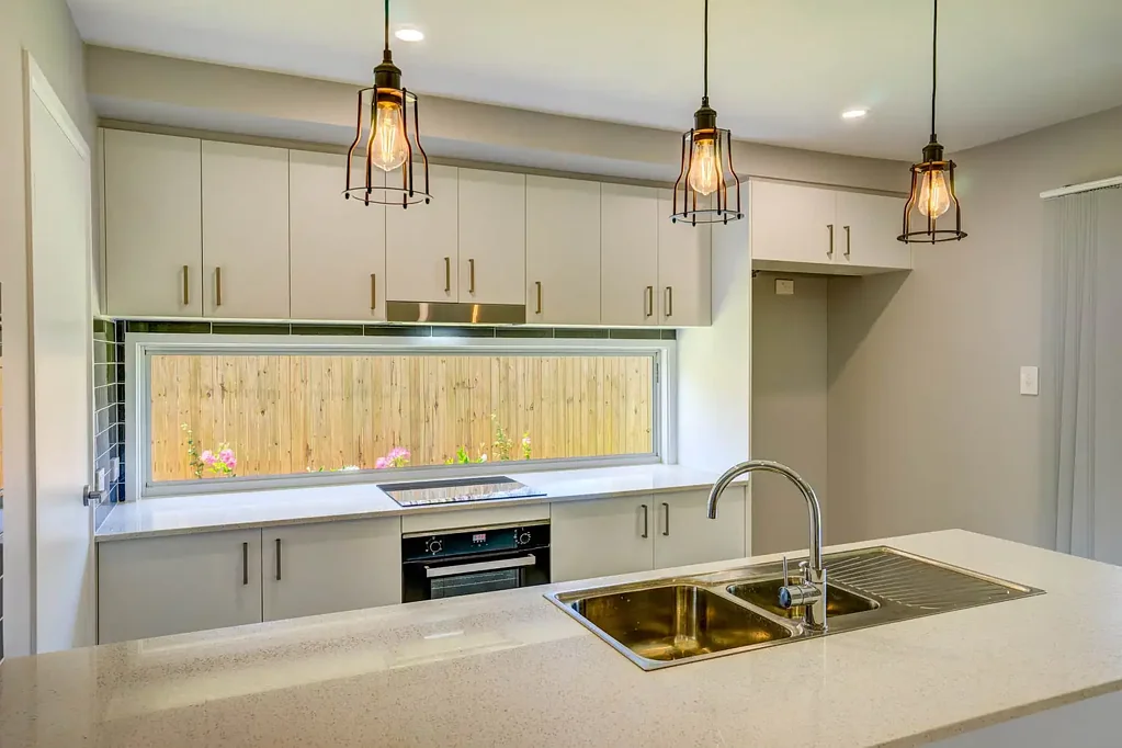 Russell Island 3chambre North End, Near New and Great Value