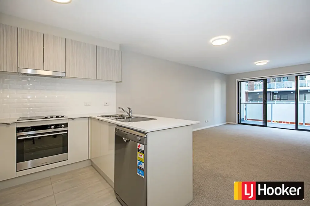 Stylish Greenway Apartment with Balcony and Study Nook