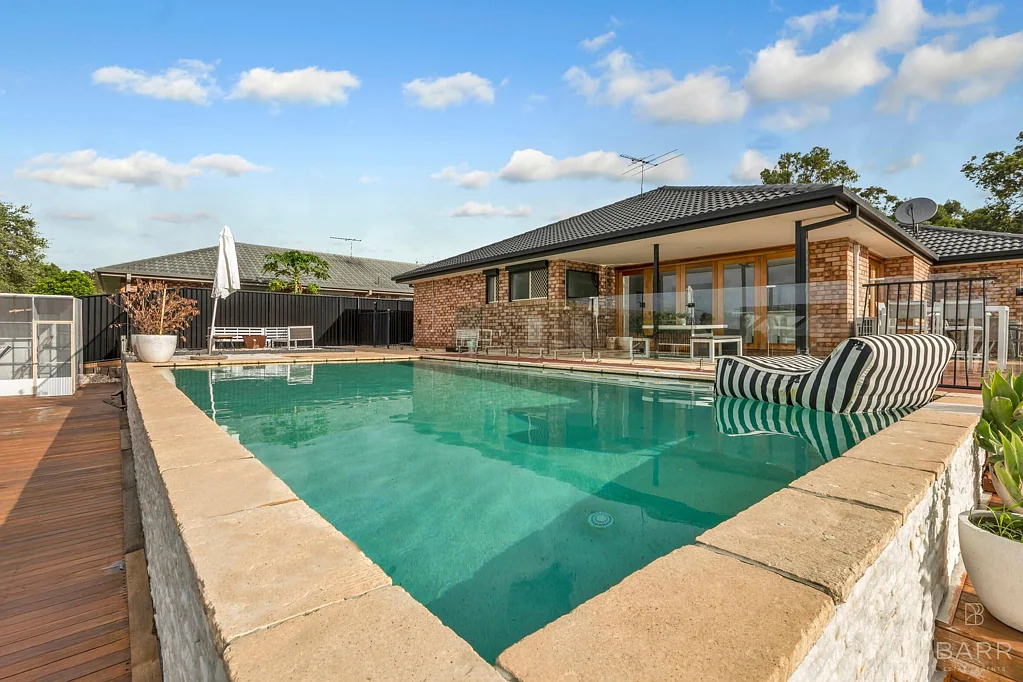 42 Ellerby Road, Moggill, QLD 4070