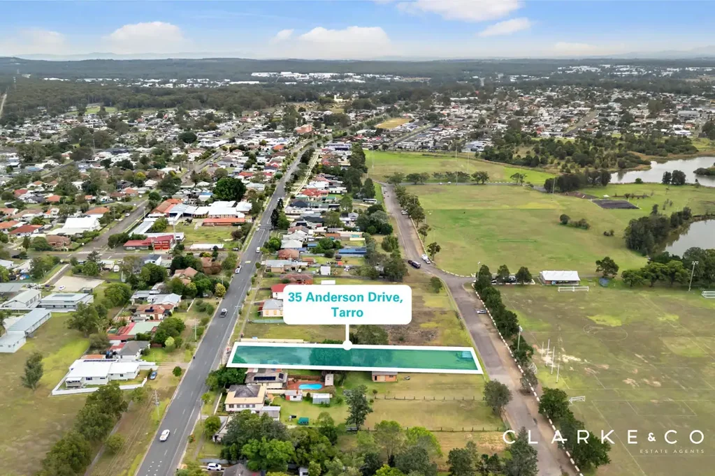 Tarro  ENDLESS POTENTIAL ON 2,023SQM WITH DUAL ZONING!