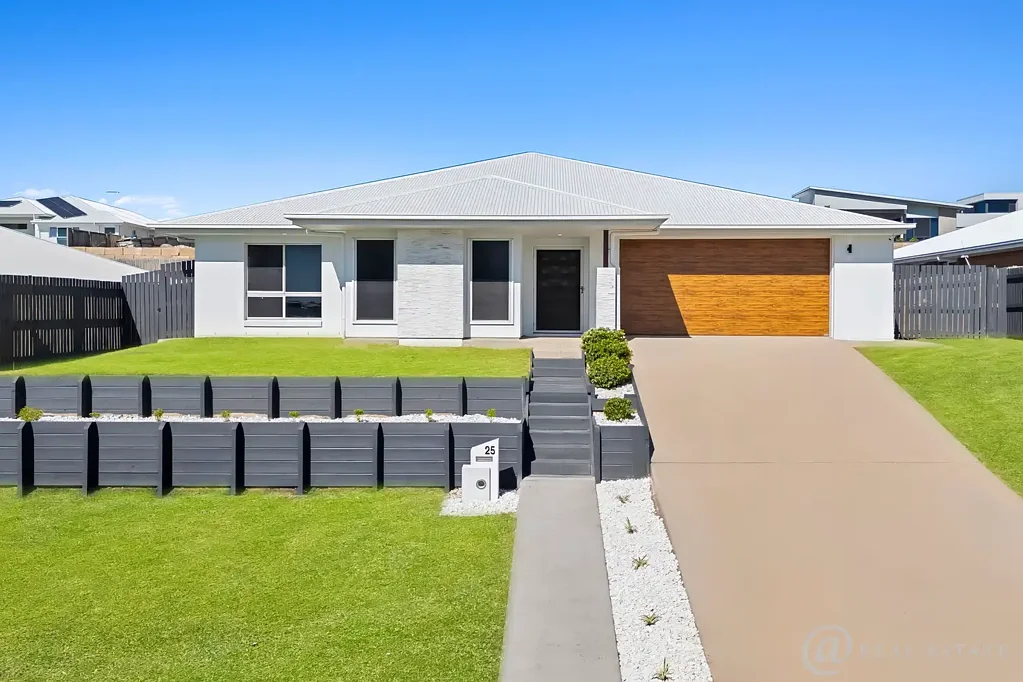 25 Sea Salt Drive, Lammermoor, QLD 4703