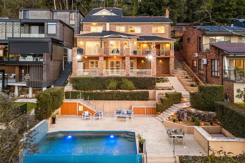 Illawong 5ਬੈੱਡਰੂਮ Exquisite Deepwater Estate