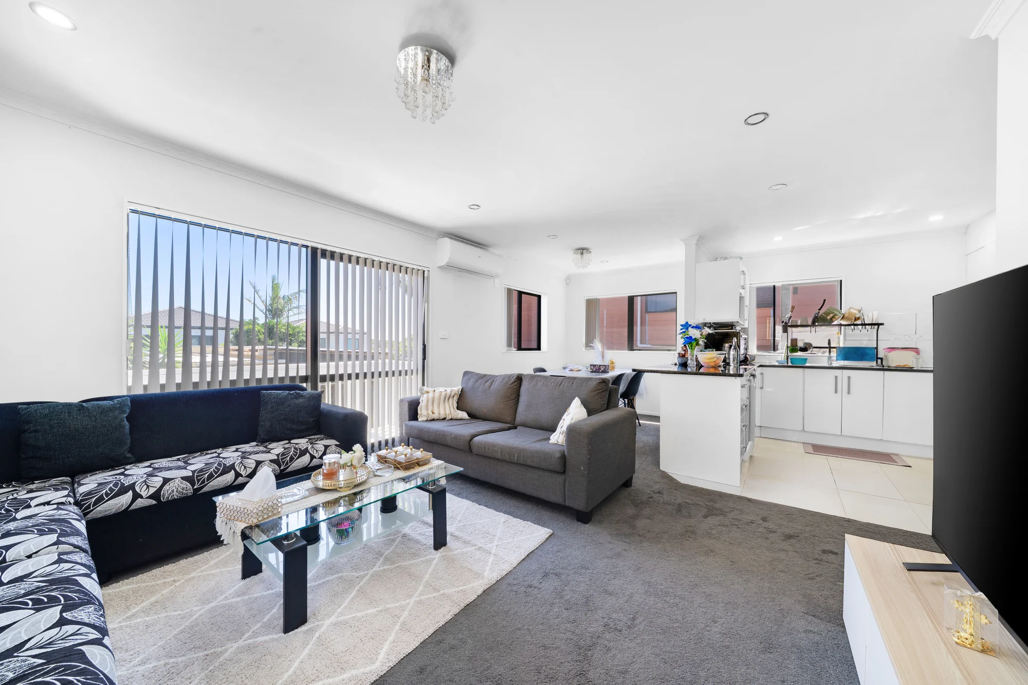 Papatoetoe 5कमरा Modern Family living with space to grow!