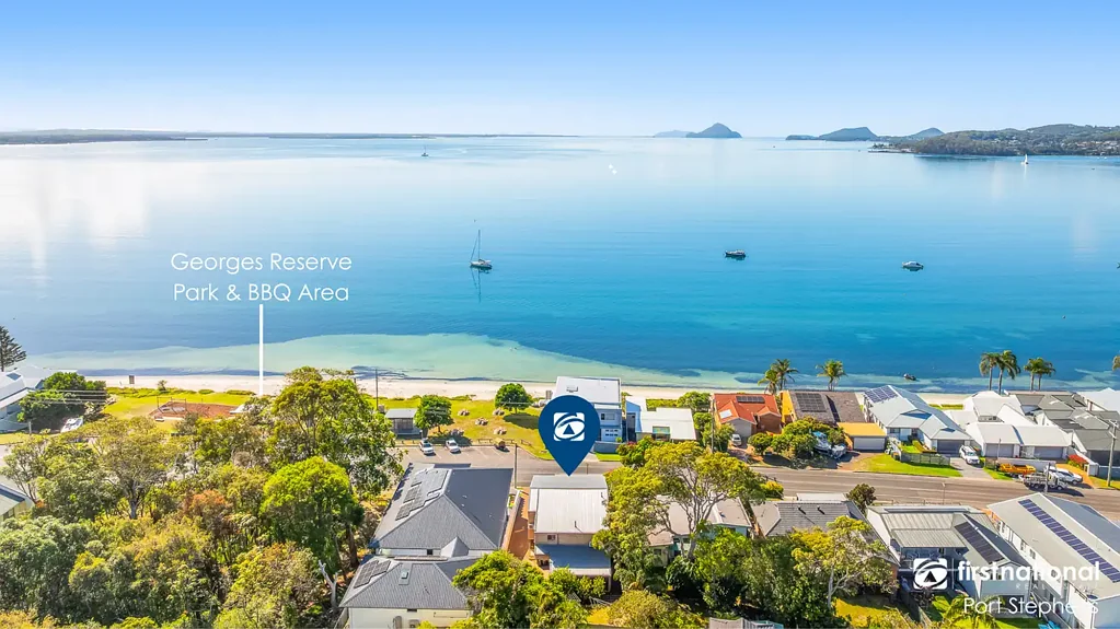 Salamander Bay 3房  Elevated Duplex with Spectacular Coastal Outlook