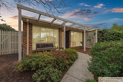 Jerrabomberra 2chambre Modern Comfort & Easy Living in the Heart of Jerrabomberra