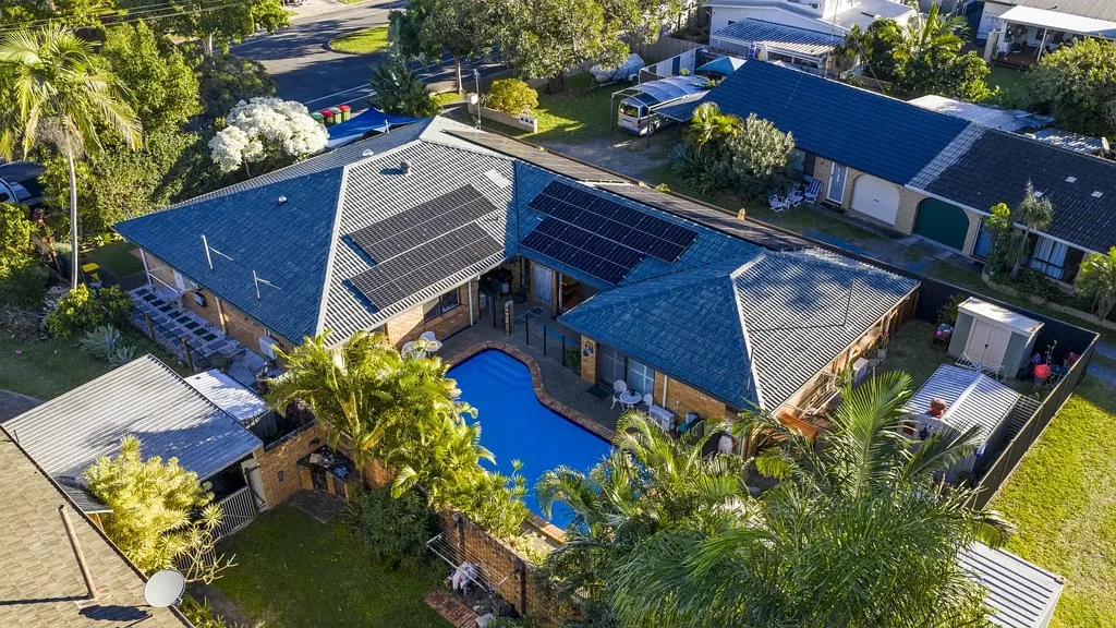 Labrador 6Zimmer Seller Has Bought Elsewhere - These Stylish Duplexes Must Be Sold! Buy One or Secure Both!