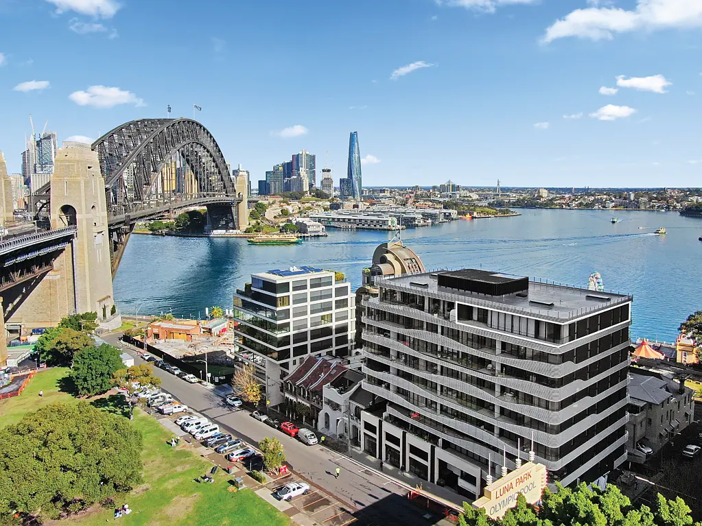 Milsons Point Luxury lifestyle next to the harbour bridge