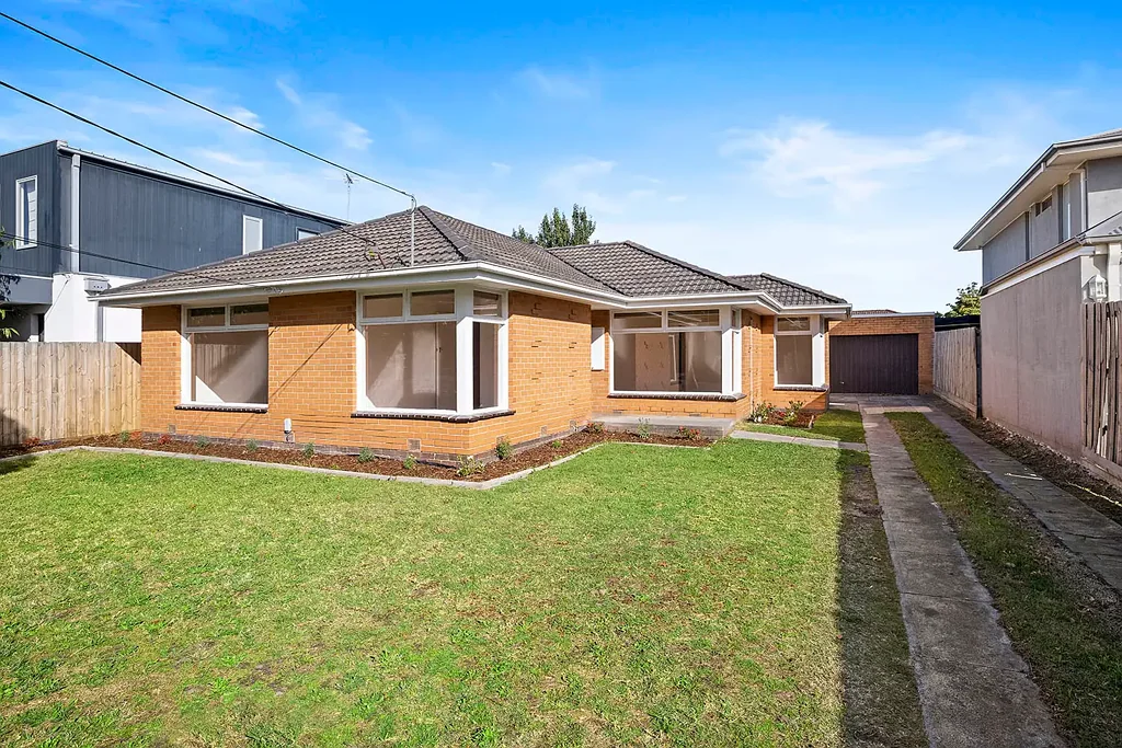 Gold on Gladesville!