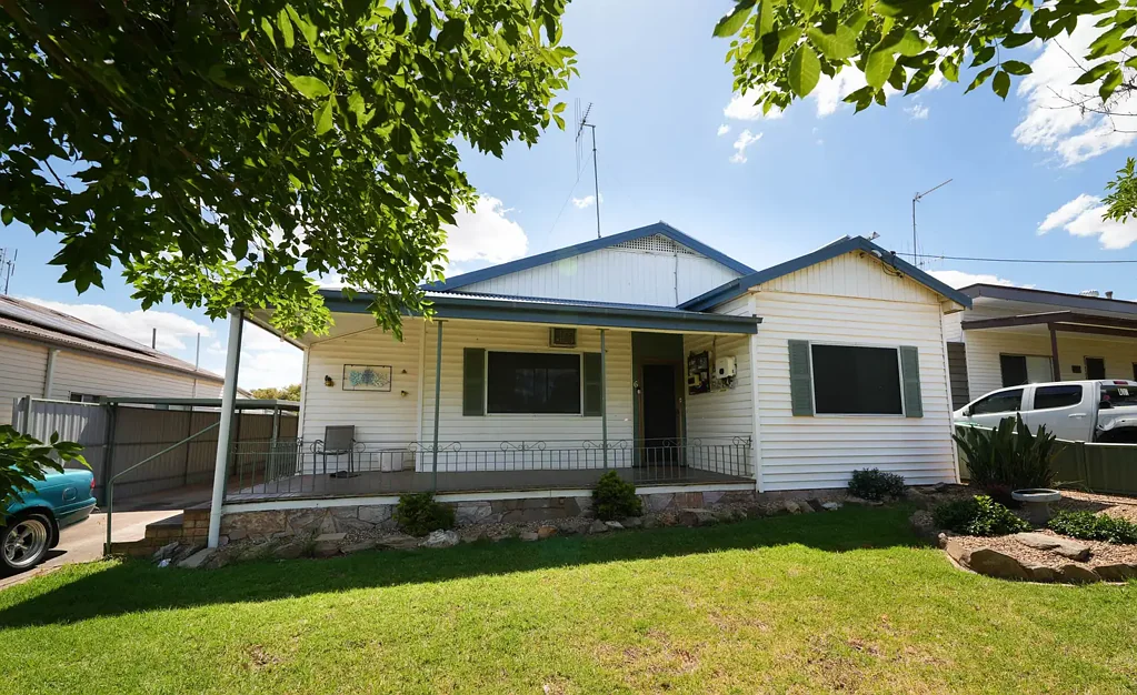 Parkes 3 Bedroom Stylish & Low Maintenance Living in East Parkes