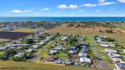 2 Marine Terrace, Burnett Heads