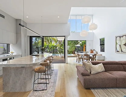 43 Petrel Avenue, Mermaid Beach, QLD 4218, 4 Bedrooms, 3 Bathrooms, House