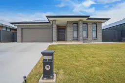 1 Carnoustie Close, Cessnock