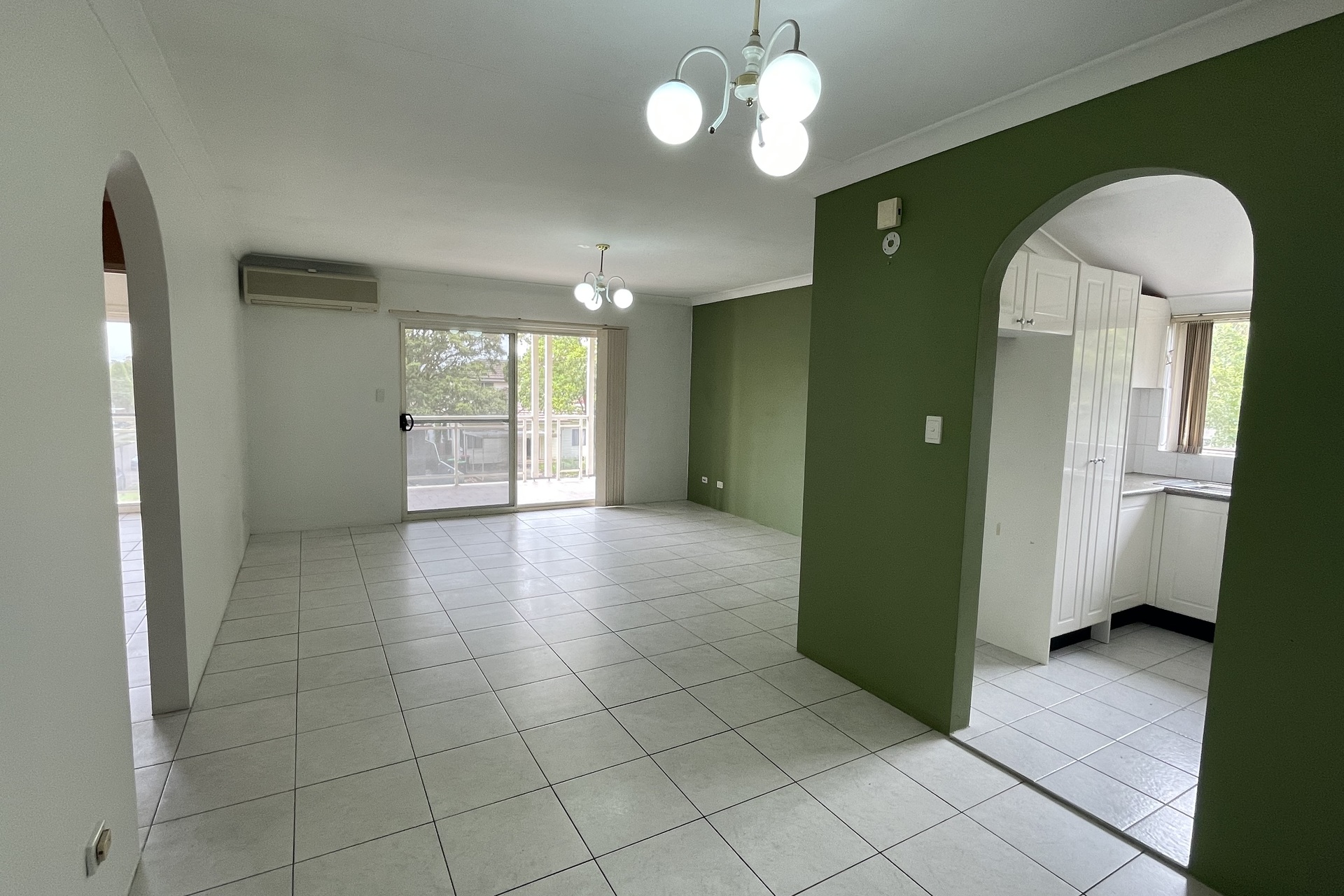 UNIT 2 15 COLERIDGE ST, RIVERWOOD NSW 2210, 0房, 0浴, Unit