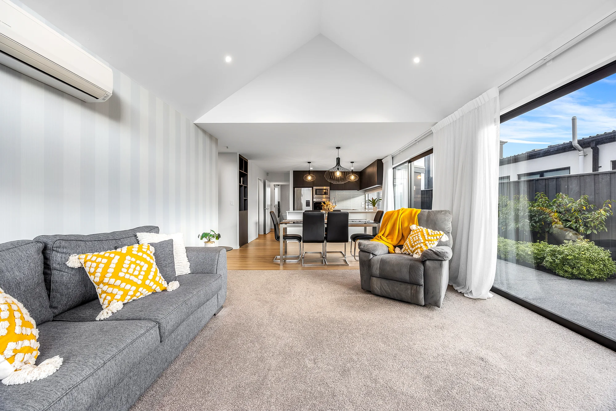 6 Stroma Avenue, Casebrook, Christchurch, Canterbury, 3 Bedrooms, 2 Bathrooms, House