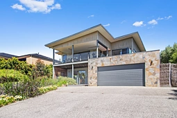 15 Hull Road, Mount Martha