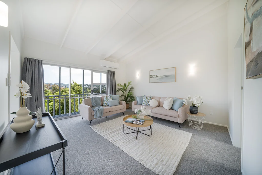 Newlands 3 Bedroom RENOVATED, ELEVATED & MOVE-IN READY