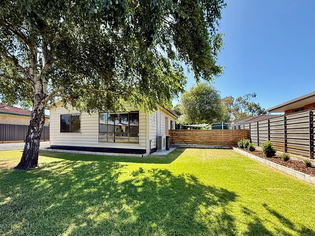 18 Spehr Street, Millicent, SA 5280