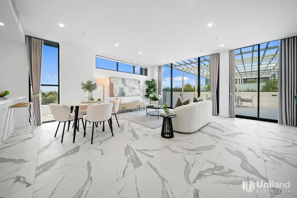 Carlingford 3 Slaapkamer Brand New Luxury Penthouse | Private Rooftop Garden with City View & Blue Mountain View | Ready to Move in | Walk to Everything