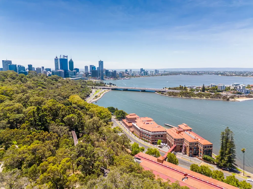 Perth 2房  ABSOLUTE RIVER FRONT LIVING