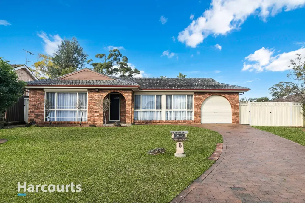 5 Pinto Place, St Clair, NSW 2759
