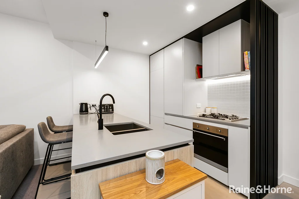 108/455 Melbourne Road, Newport, VIC 3015