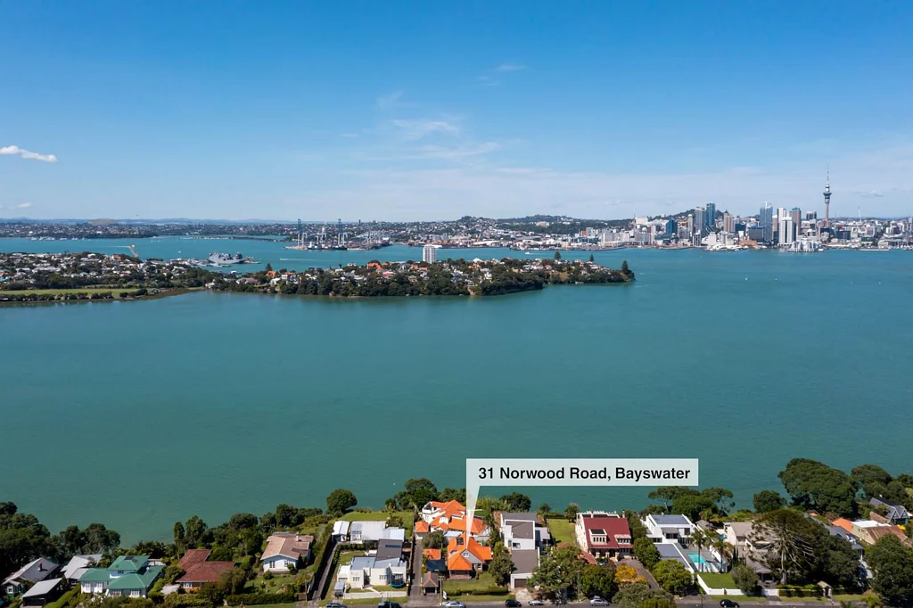 Bayswater 4房  Harbour Views, Prime Location