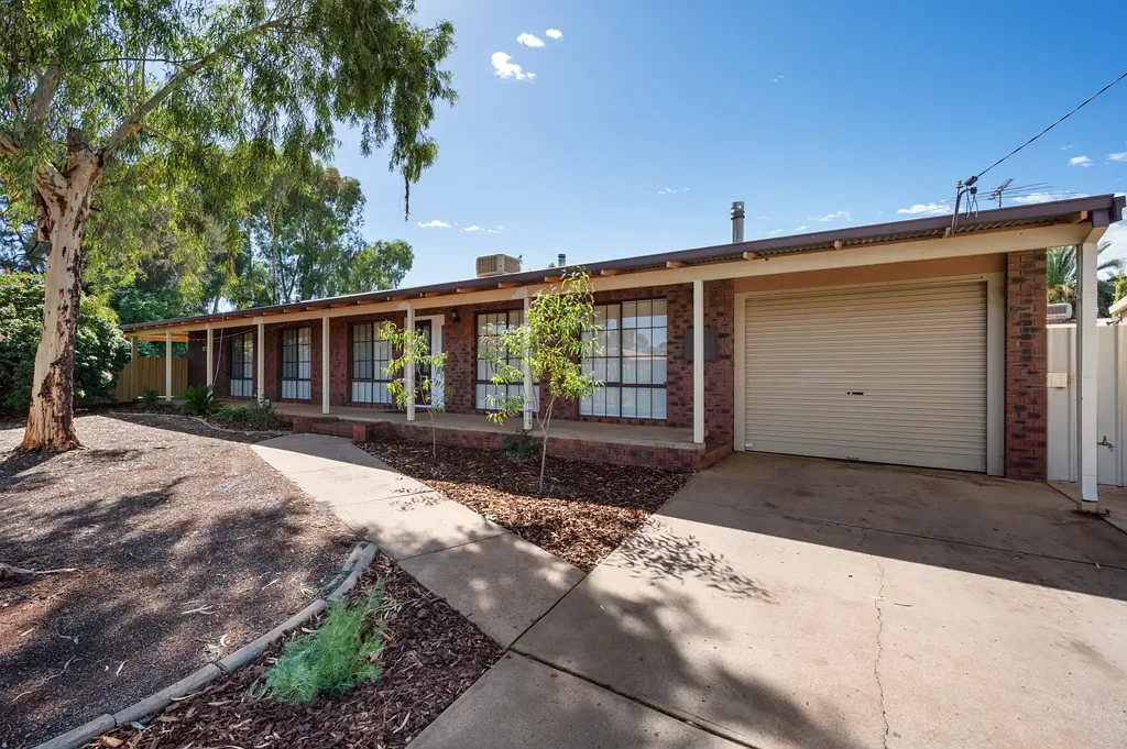 7 Sloss Place, Hannans, WA 6430