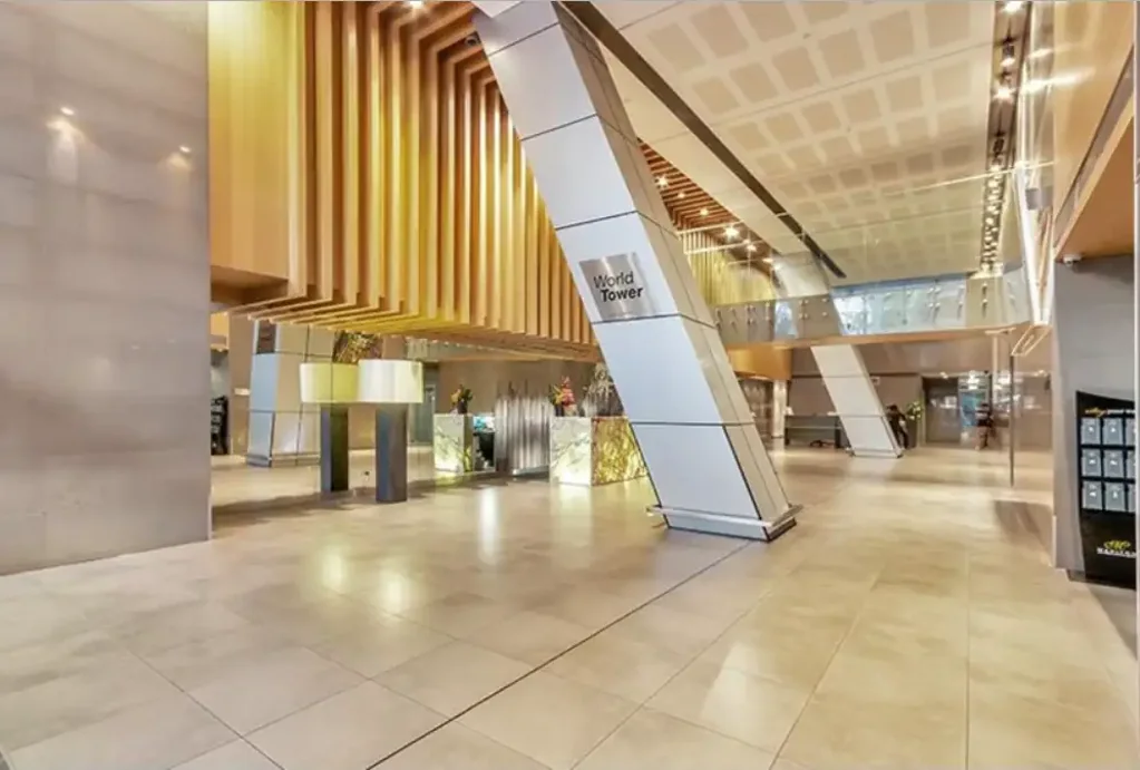 Stunning High-Floor Furnished Apartment in Sydney CBD
