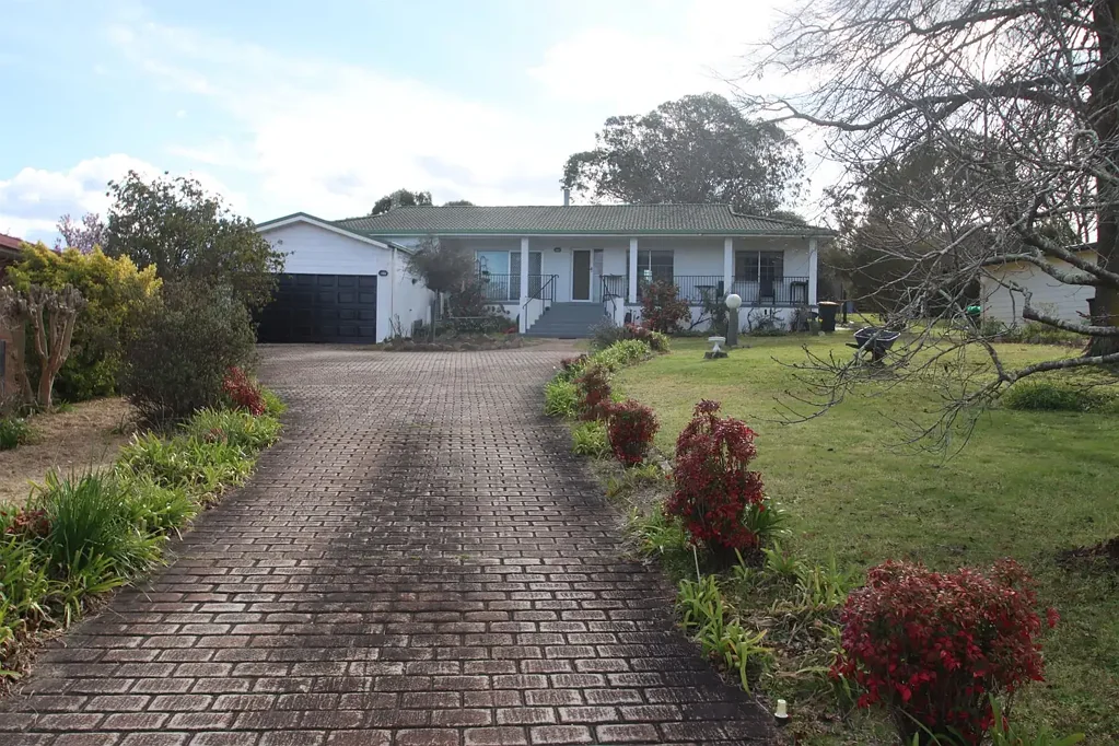 Tenterfield 3Phòng ngủ It all about the location!!