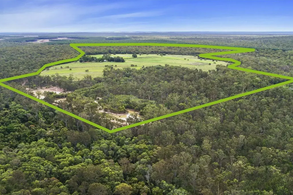 Howard FARMSTAY OR HOMESTEAD--200 ACRE OFF-GRID FARM!