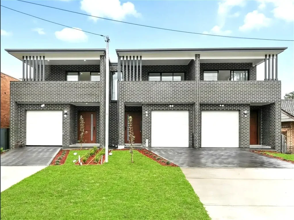 Ingleburn 3Kwarto READY TO MOVE:  STUNNING BRAND NEW HOUSE NOT TO BE MISSED