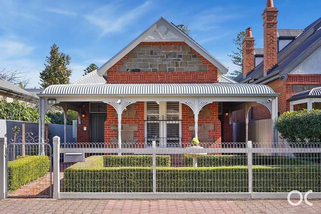 Glenelg 4 Bedroom A classic beauty, reimagined for a life more beachy