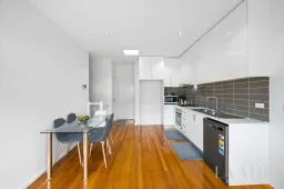 3/59 Parer Road, Airport West