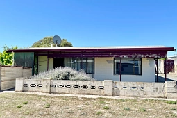 14 Parndana Road, Elliston
