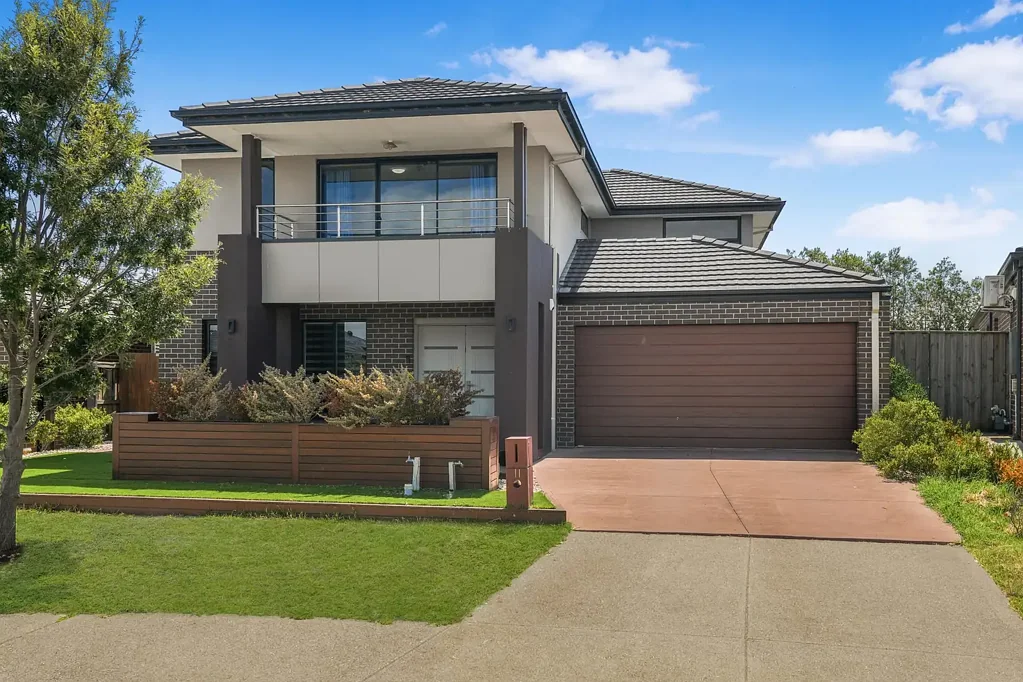Wyndham Vale 5कमरा Exquisite Carlisle Built Double-Story Home with Modern Elegance and Comfort