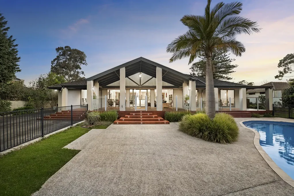 Rowville 5બેડરૂમ Exceptional Family Lifestyle on 4,047sqm - Pool, Tennis Court & Oversized Garage