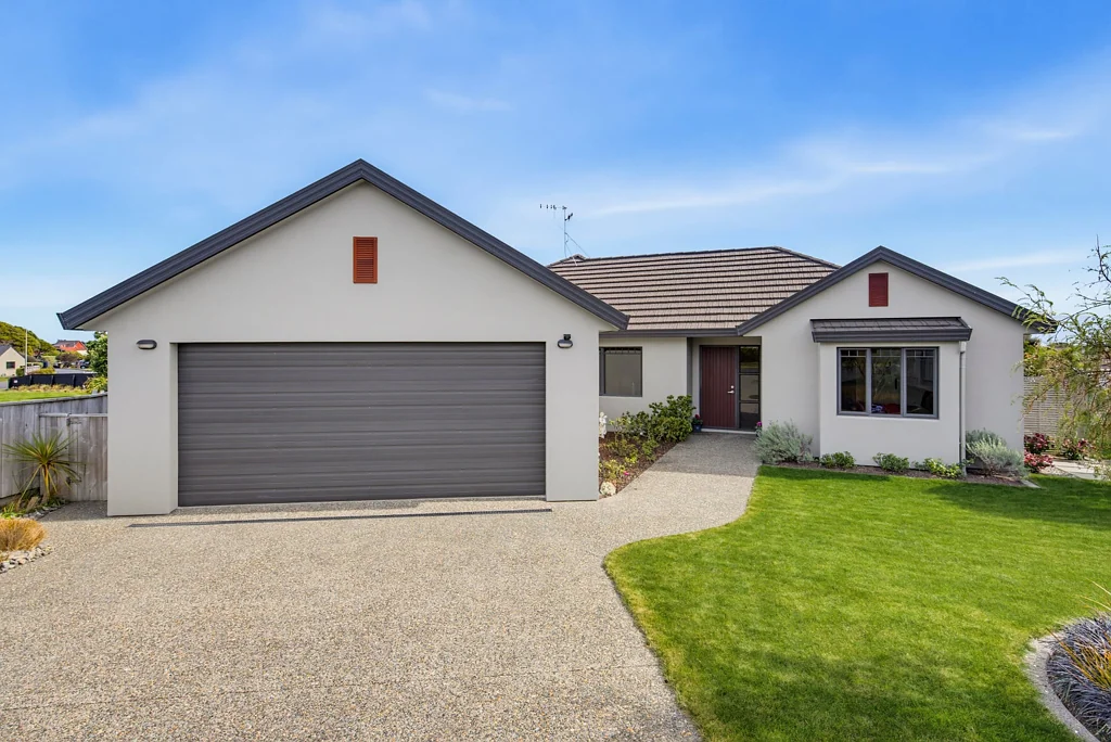 Paraparaumu Beach 4 Slaapkamer Space, sunshine and a great location
