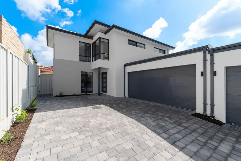 Maylands 4Habitaciones Brand New Family Home in Quiet Street