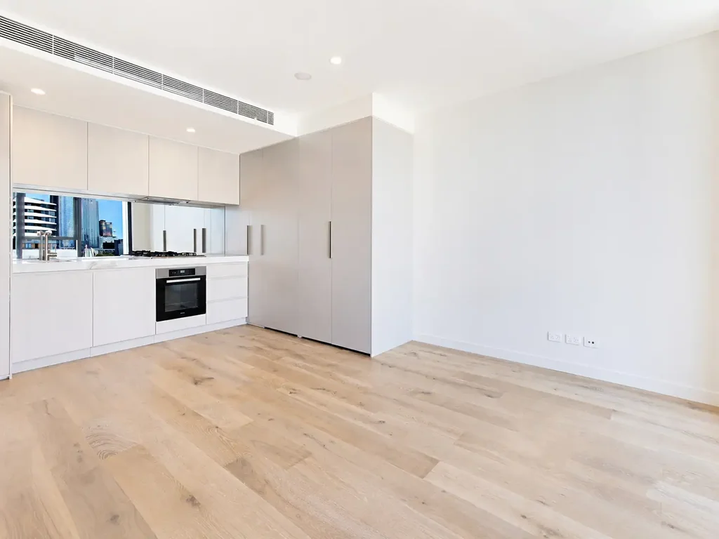 Unfurnished Apartment with Secure Car Space in the Heart of Melbourne