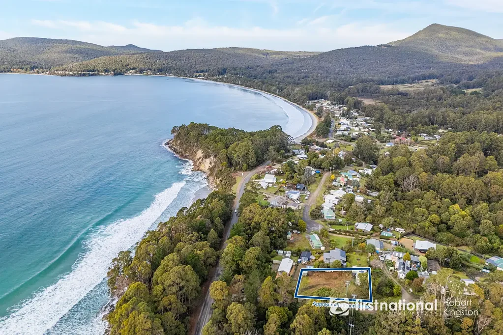 Adventure Bay Prime Coastal Parcel in Iconic Adventure Bay